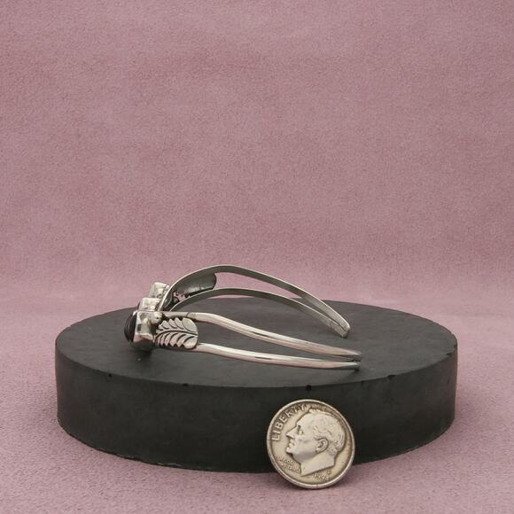 navajo sterling silver vintage garnet feathers cuff bracelet size 6.5in - Picture 2 of 3